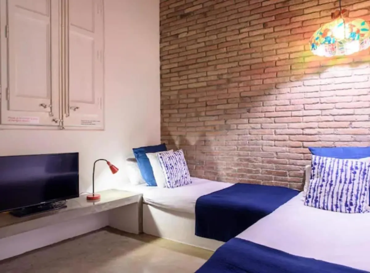 Daire Ramblas Rentals Charming & Modern2Br Loft In Gracia 10M Parcgueell Barselona